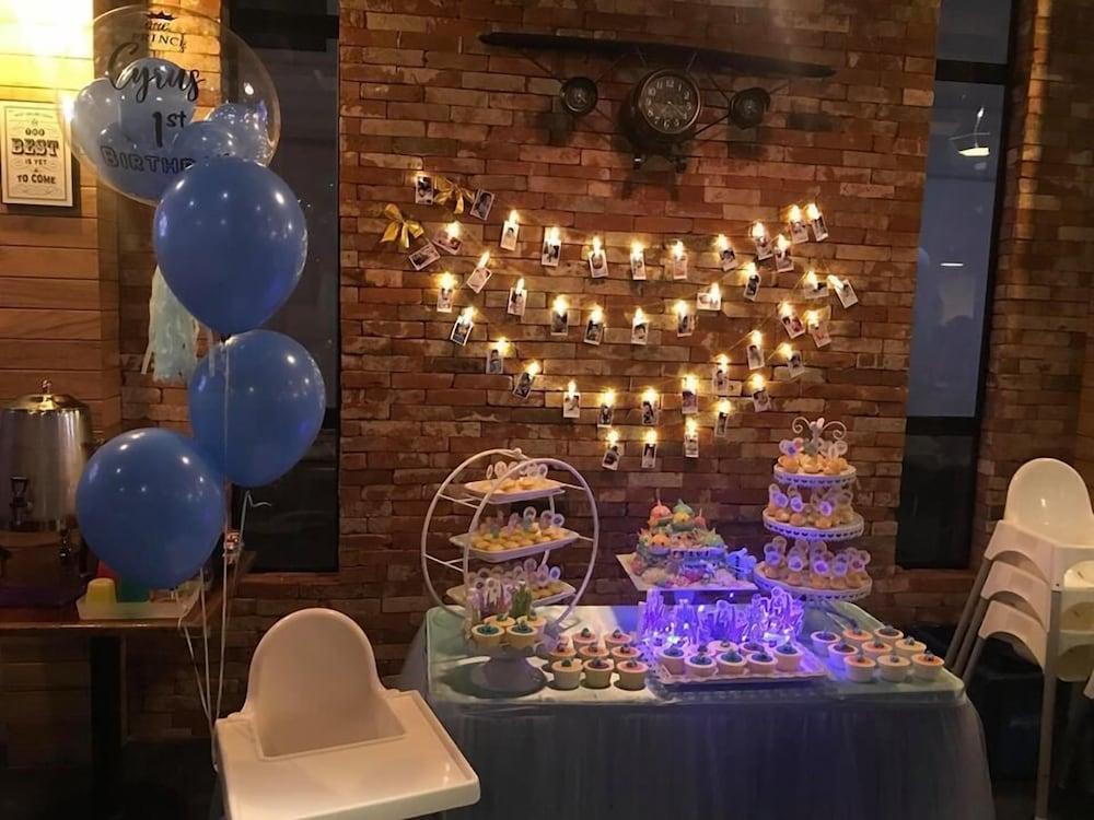 The Inn Bintulu Bagian luar foto