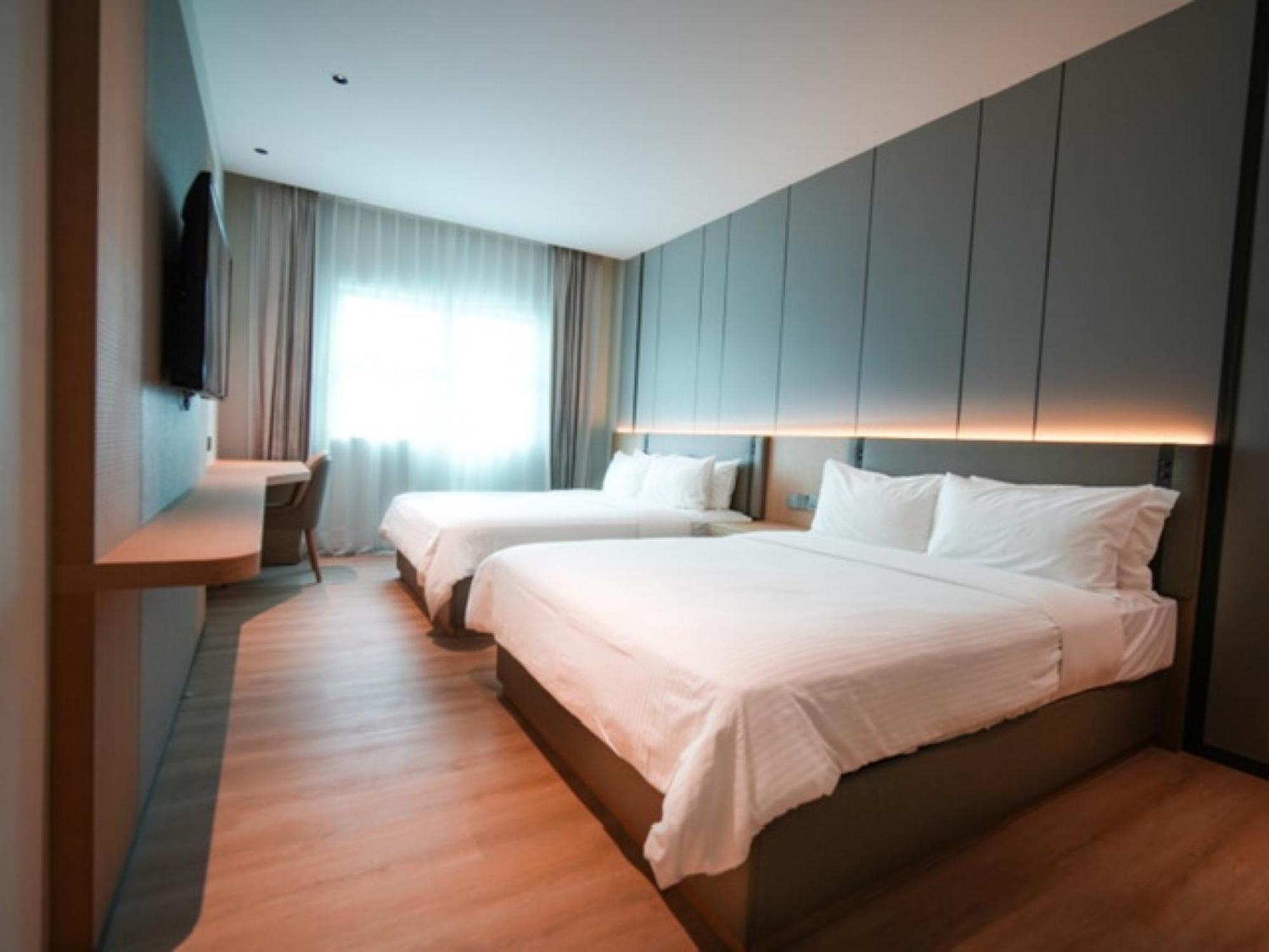 The Inn Bintulu Bagian luar foto