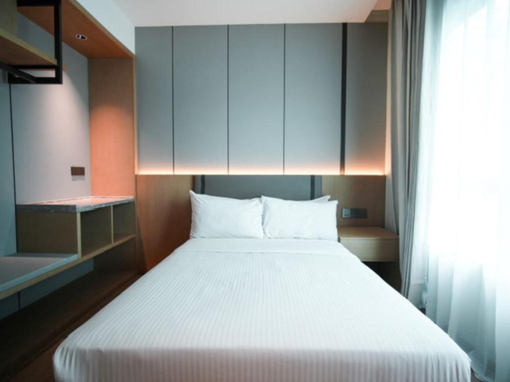 The Inn Bintulu Bagian luar foto
