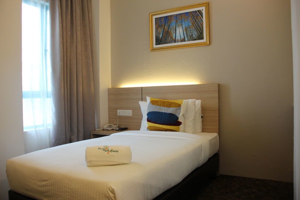 The Inn Bintulu Bagian luar foto